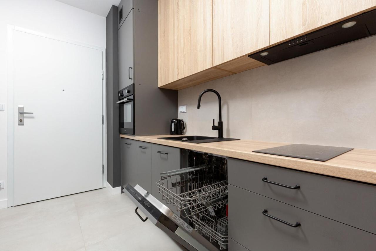 Studio Apartment Praga Targowa by Renters Warszawa Zewnętrze zdjęcie